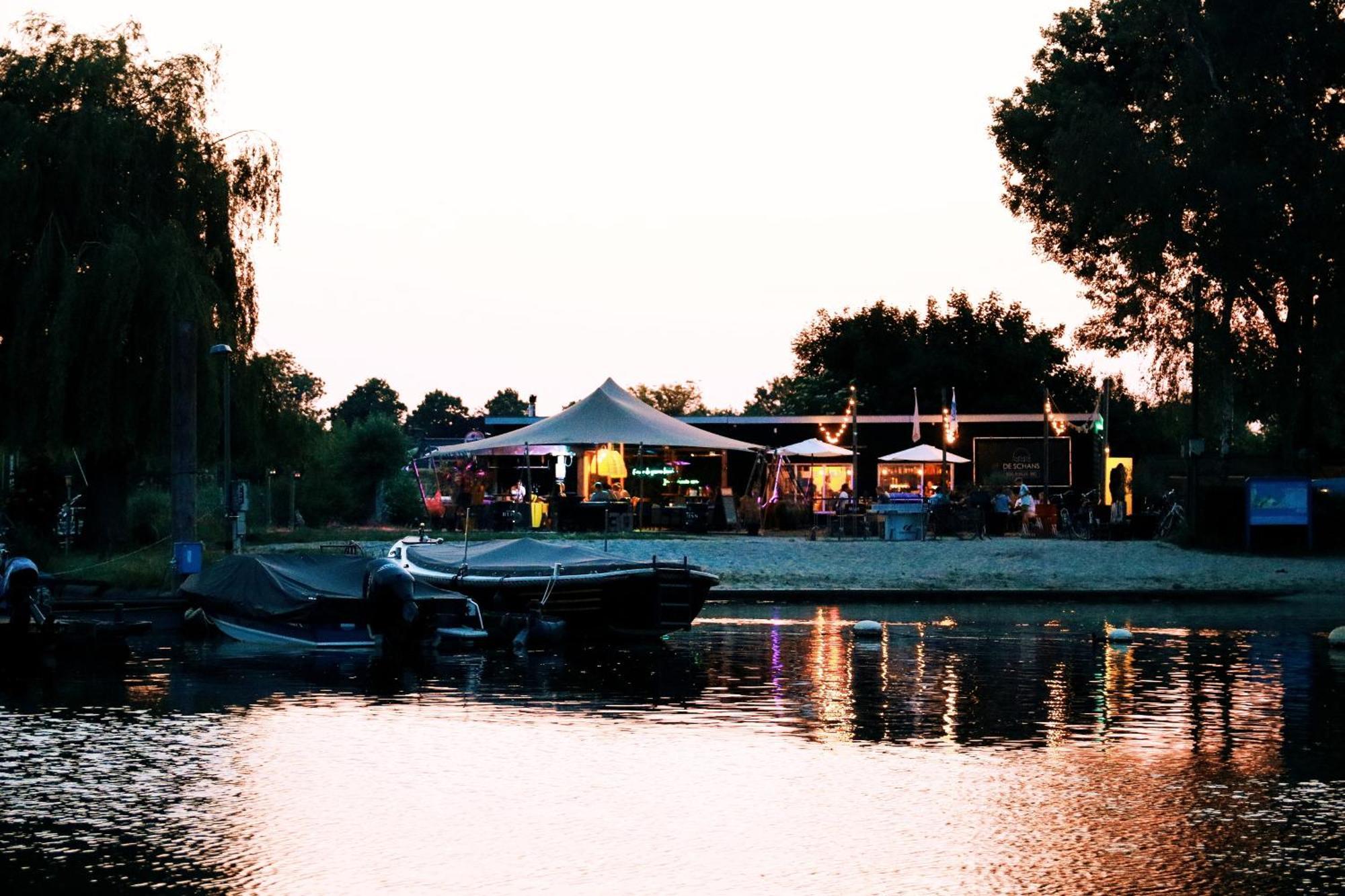 Luxury Lake Lodge Alphen  Luaran gambar